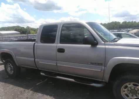 1GCHK29U04E338229